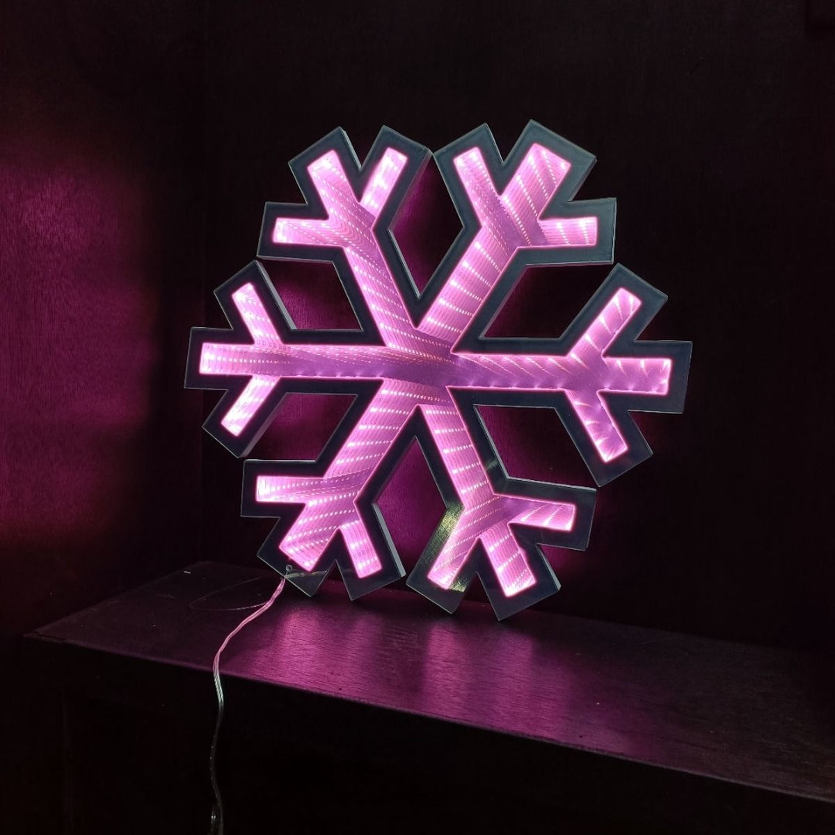 Infinity Snowflake Pink 40Cm