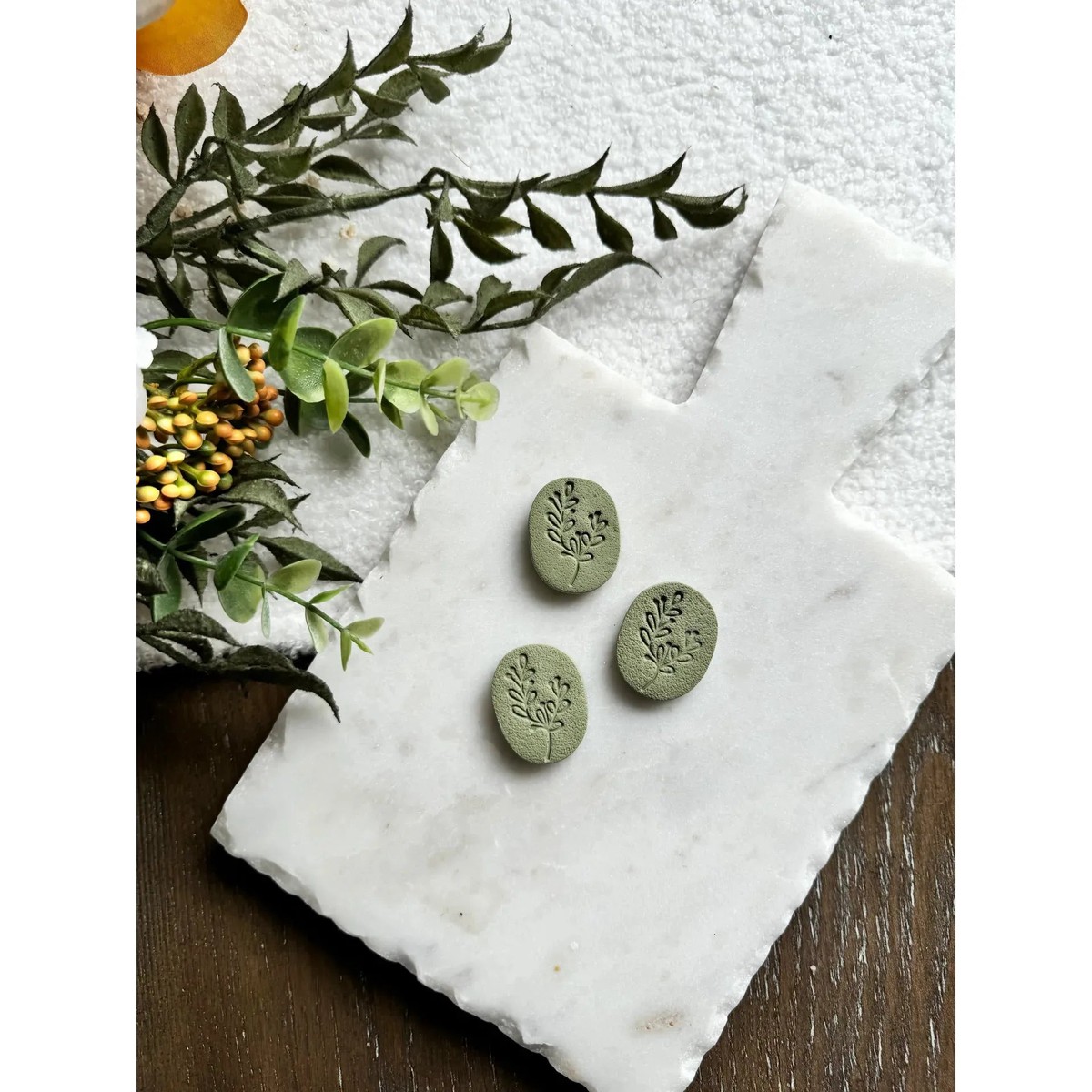 Green Leaf Magnet Set